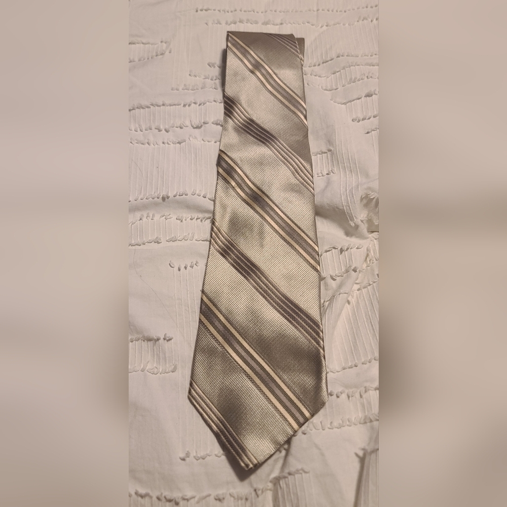 New Jones New York Satin Sage Green Striped Neck Tie - Picture 2 of 3